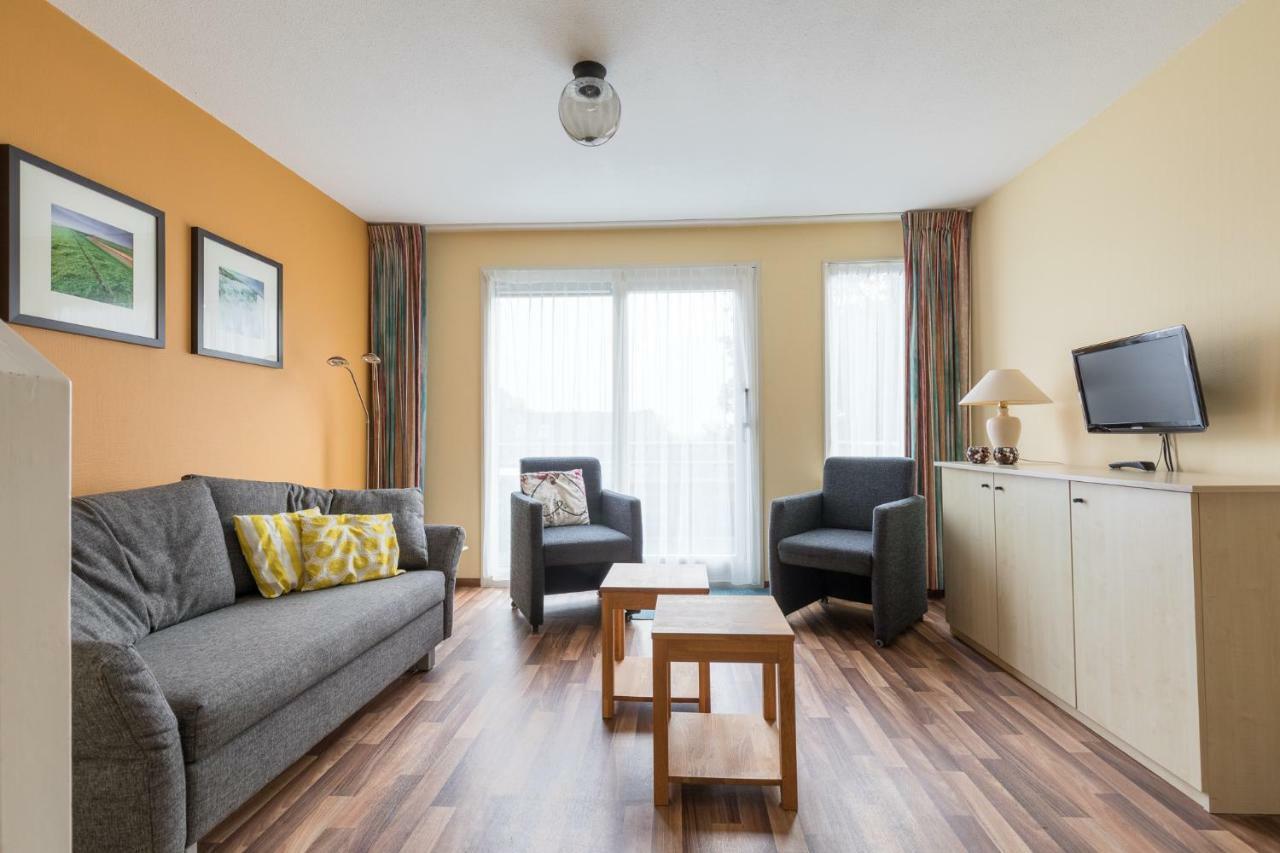 Appartement De Vrijbuiter, Resort Amelander Kaap هولوم المظهر الخارجي الصورة