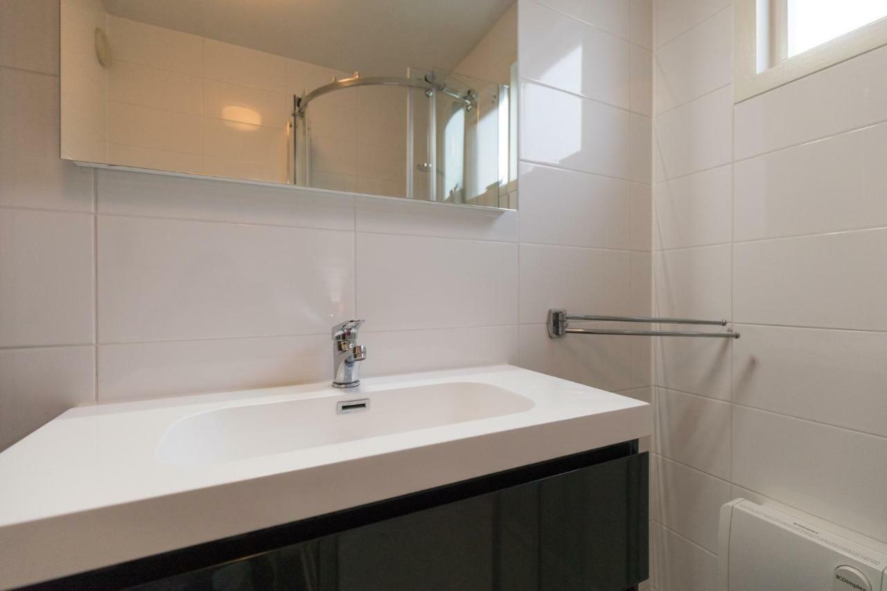Appartement De Vrijbuiter, Resort Amelander Kaap هولوم المظهر الخارجي الصورة